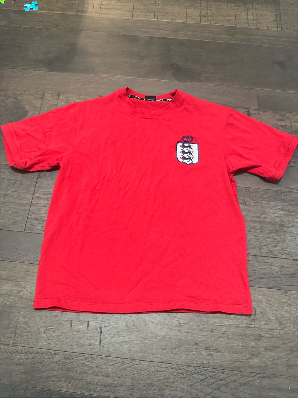 Red Short-Sleeve Crewneck Tee with Embroidered Crest - Unbranded